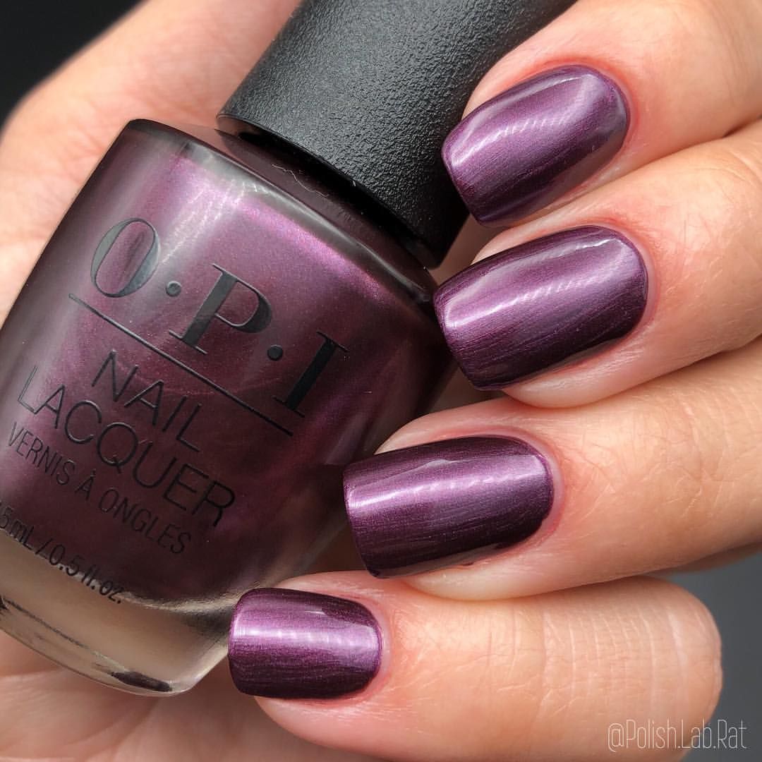 Mauve nail polish