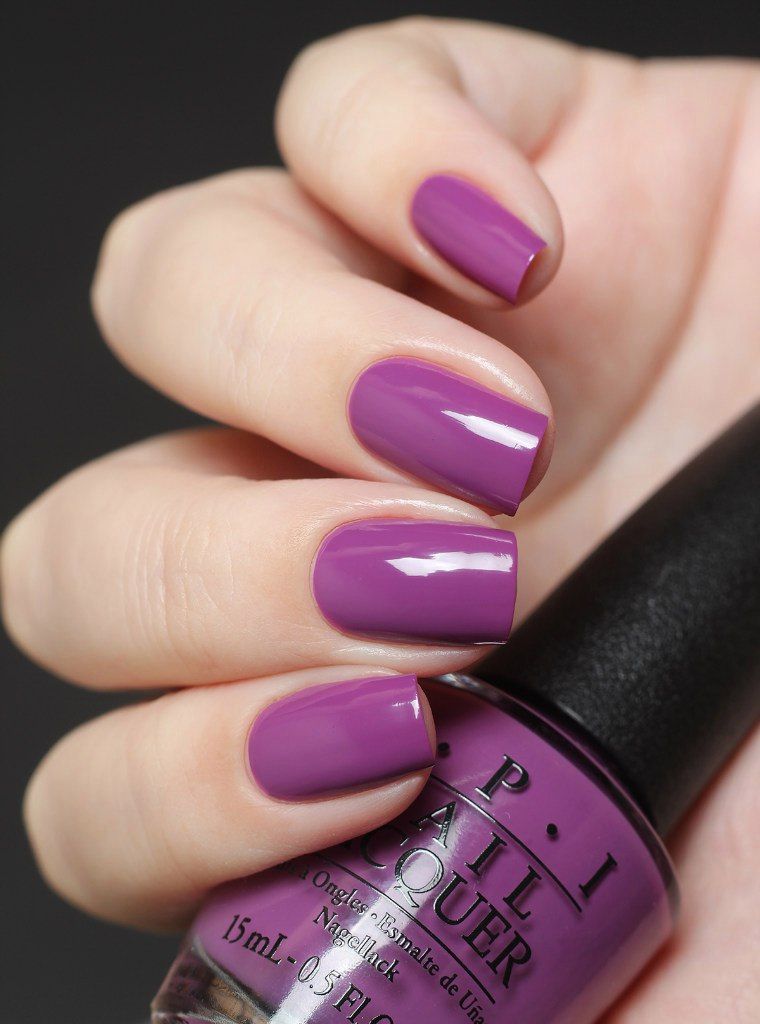 Mauve nail polish