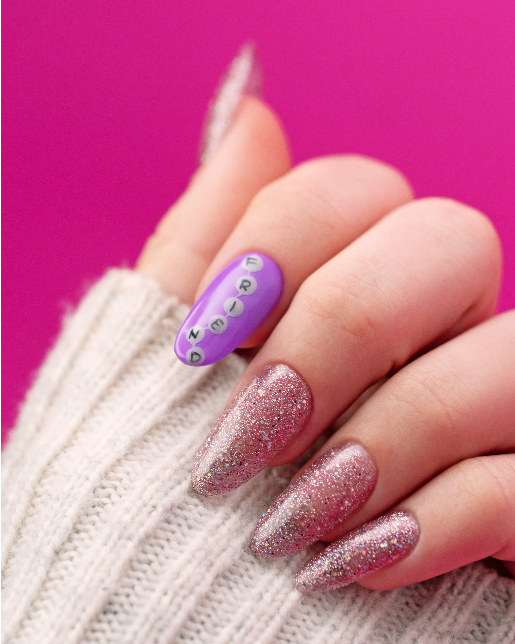 Glossy nail polish