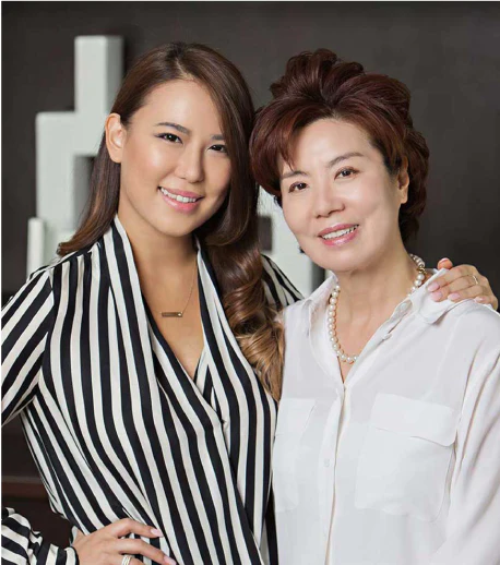 The JB Lashes brand founder, Jane Brown, and her daughter