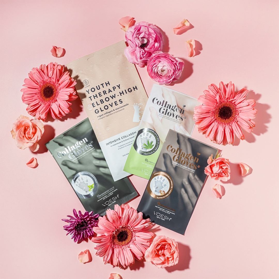 Collagen Gloves from Voesh