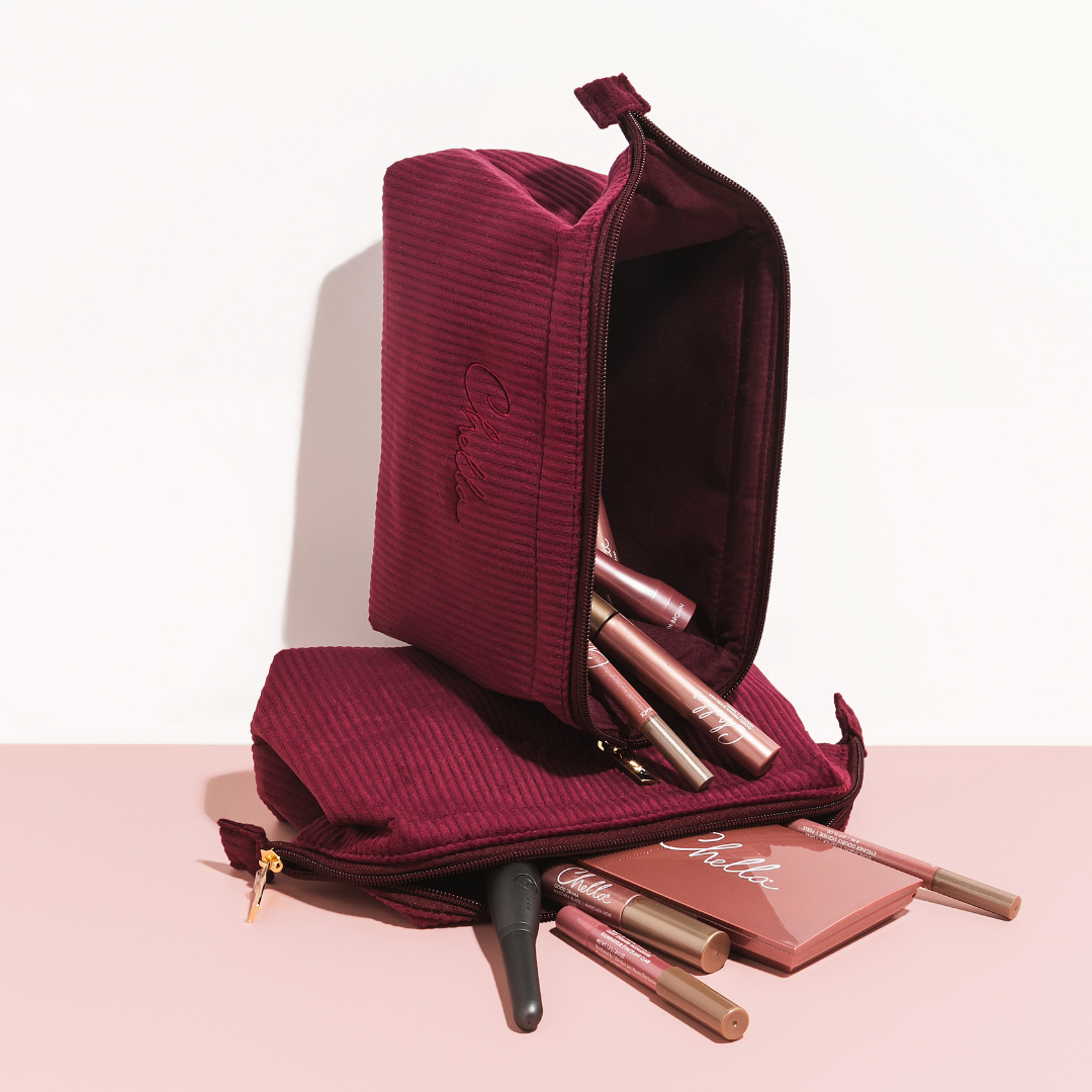 Sleek and stylish Deluxe Makeup Bag with a velvety smooth exterior and a spacious, organized interior. Designed as the perfect accessory for Mother’s Day, this new bag offers ample room for makeup essentials, combining elegance with practicality. Its chic design and soft, neutral tones make it a must-have for moms who love effortless style and functionality.