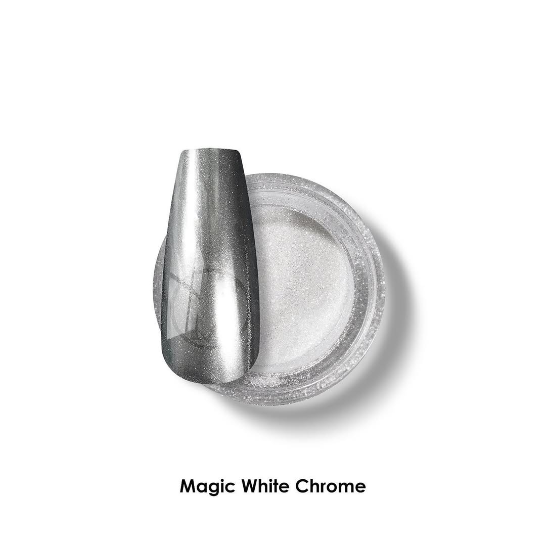 Ivanca’s magic White chrome powder. Nail art. Ivanca Chrome Effect.