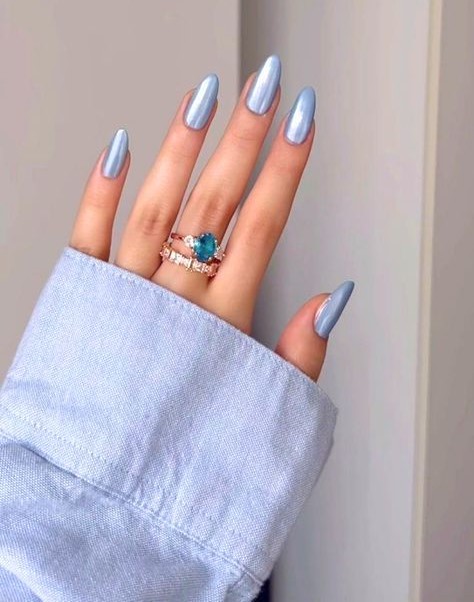 Chrome Effect blue. Chrome Effect blue powder. blue ring. nail art. nail effect.