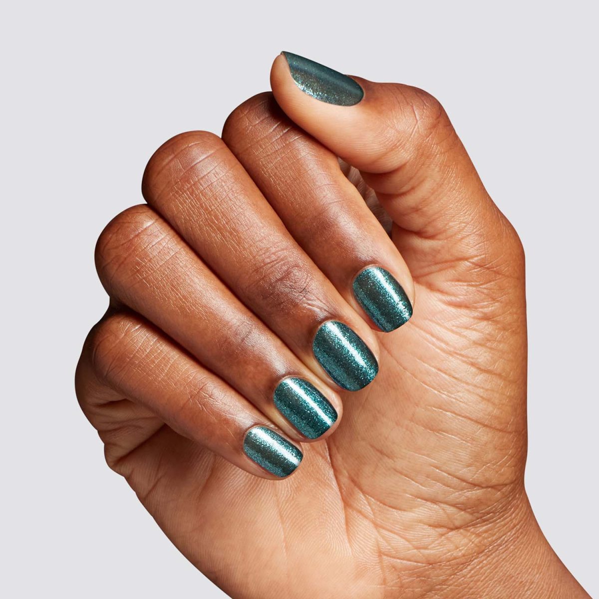 OPI Gelcolor Yuletide Sweetings! painted nails. Winter nails. Trendy winter nails. 2025 winter nails.
